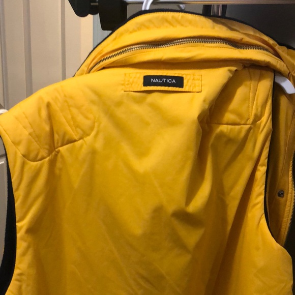 Men’s New Nautica Vest - Picture 4 of 4